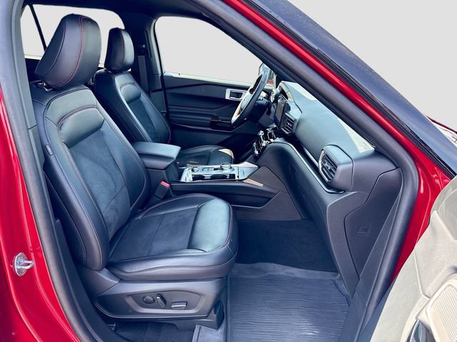 Used 2023 Ford Explorer ST-Line w/ Class IV Trailer Tow Package image 32