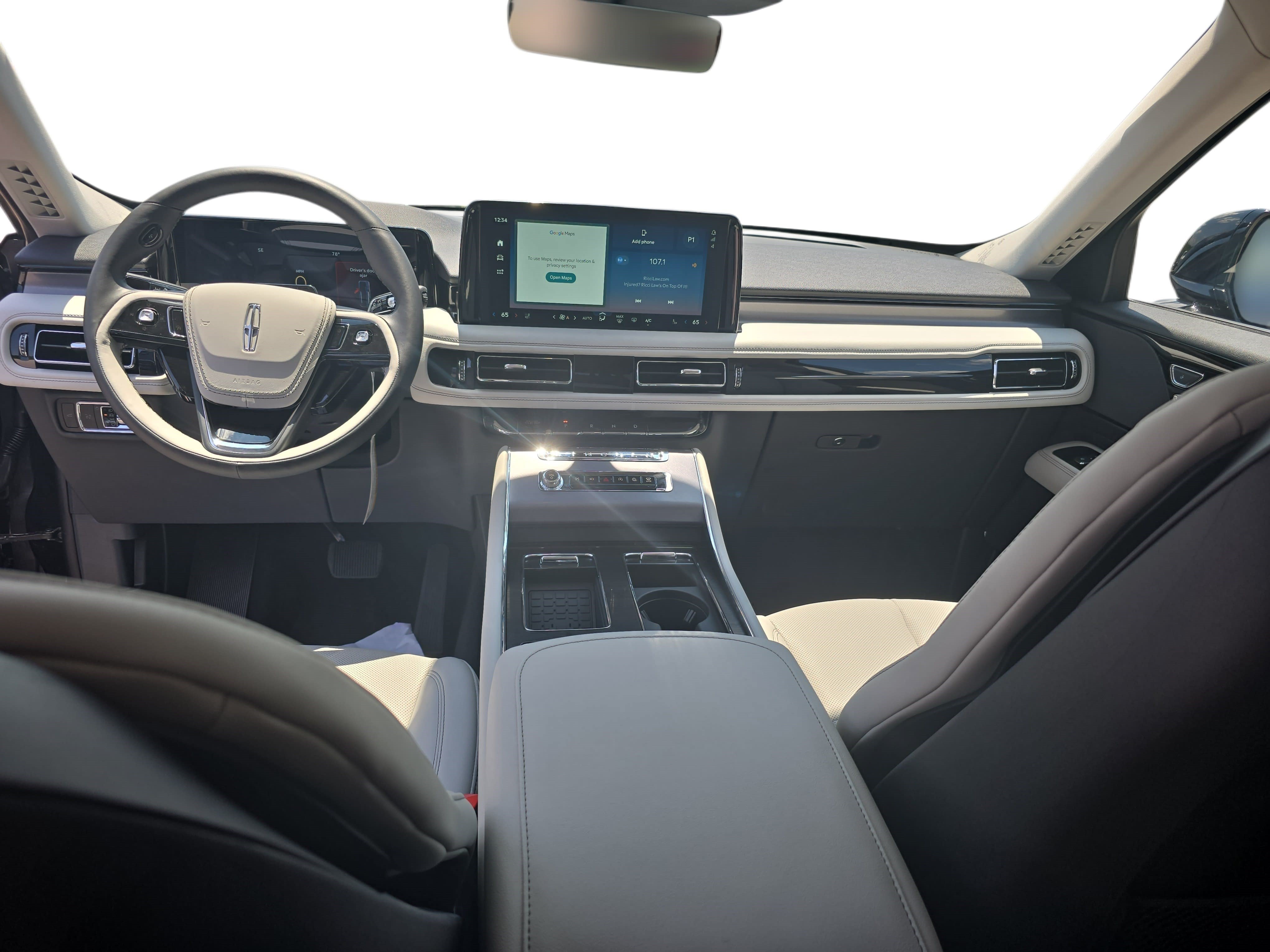 New 2026 Lincoln Aviator AWD image 9