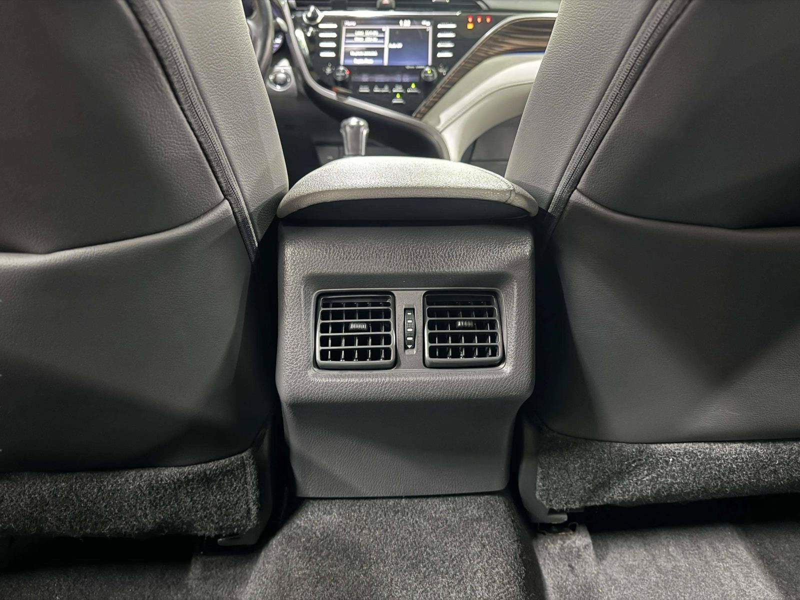 Used 2020 Toyota Camry XLE FWD image 50