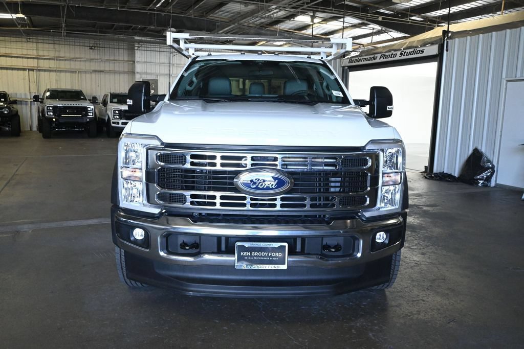 New 2026 Ford F450 XL w/ XL Chrome Package RWD image 4