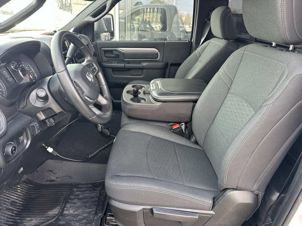 New 2026 RAM 3500 Tradesman AWD/4WD image 8