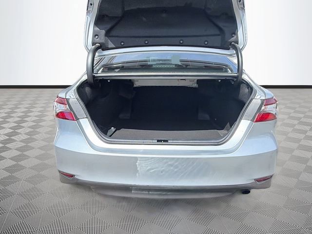 Used 2024 Toyota Camry LE FWD image 23