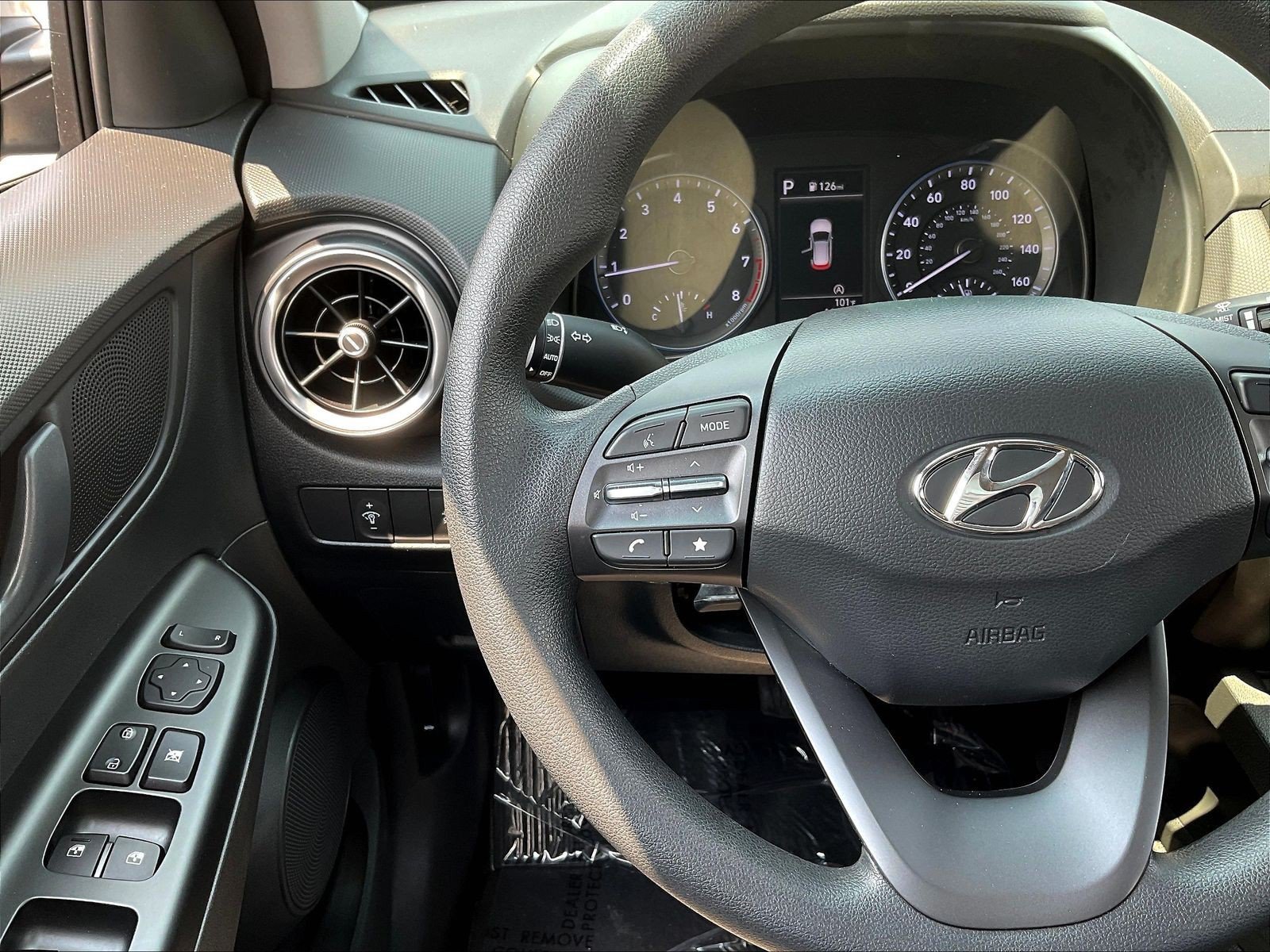 Used 2023 Hyundai Kona SEL w/ Cargo Package AWD/4WD image 12