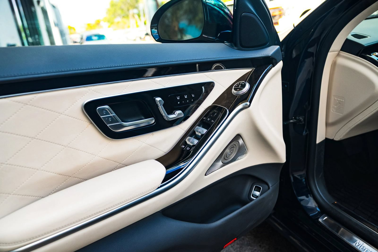 Used 2023 Mercedes-Benz S 580 4MATIC Sedan image 14