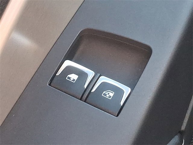 Used 2014 Chevrolet Corvette Stingray Coupe w/ 2LT Preferred Equipment Group image 31