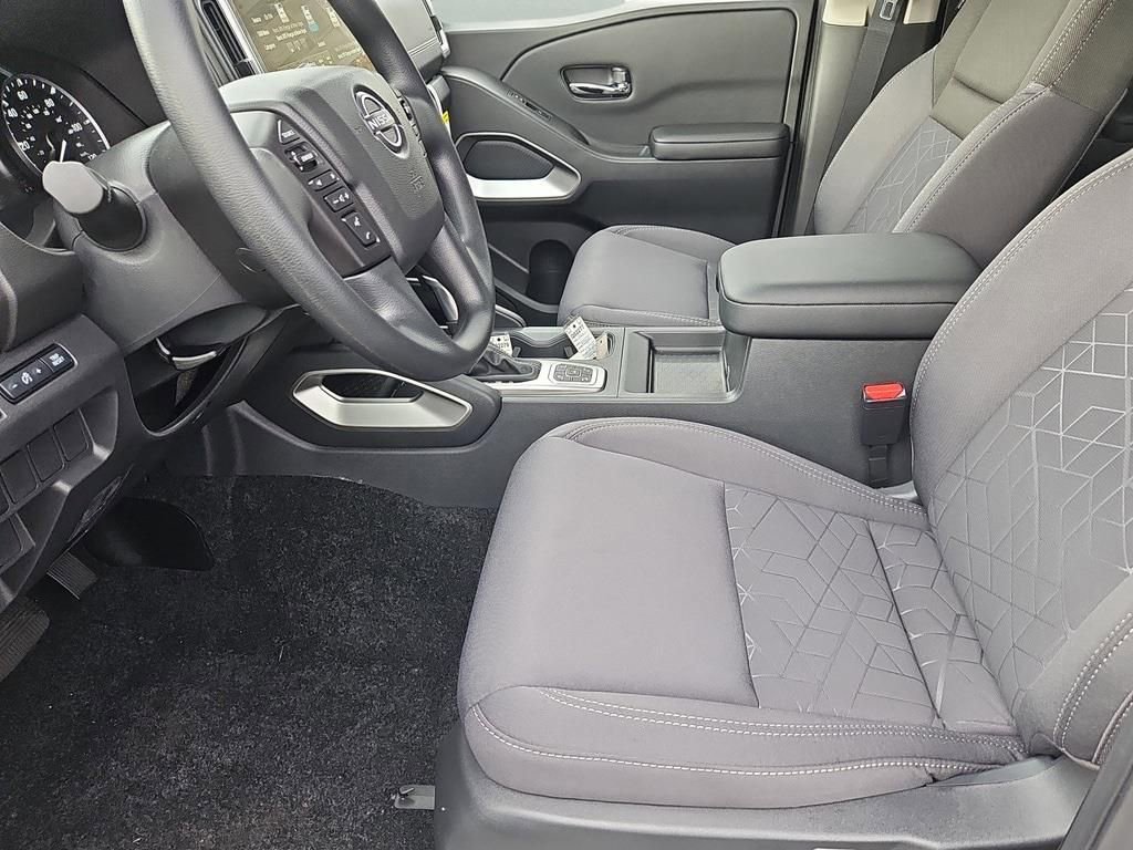 New 2026 Nissan Frontier SV w/ Tow Package image 15