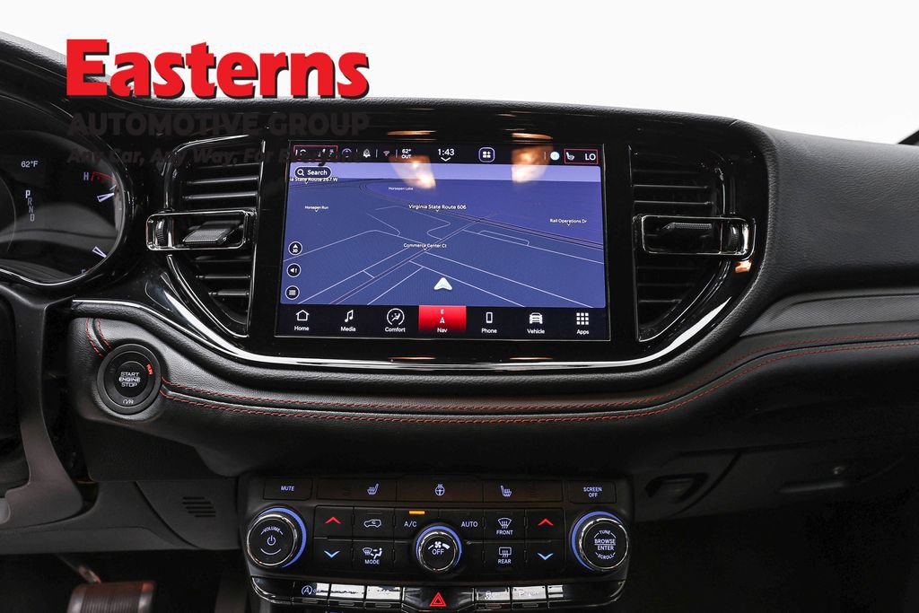 Used 2025 Dodge Durango GT RWD image 12
