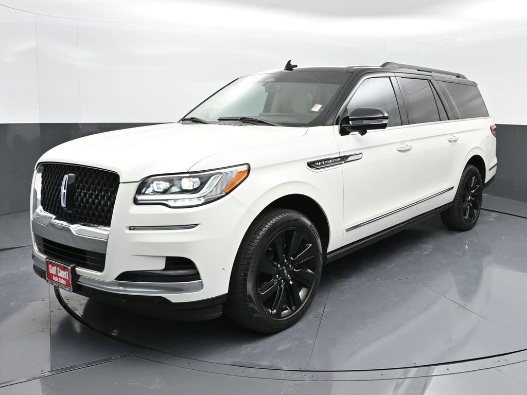 Used 2024 Lincoln Navigator L Black Label image 1
