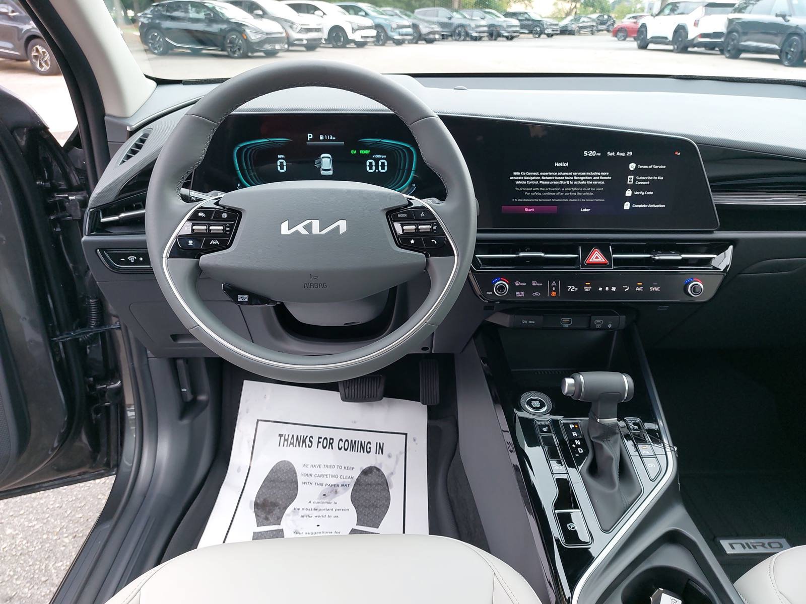 New 2026 Kia Niro EX FWD image 15