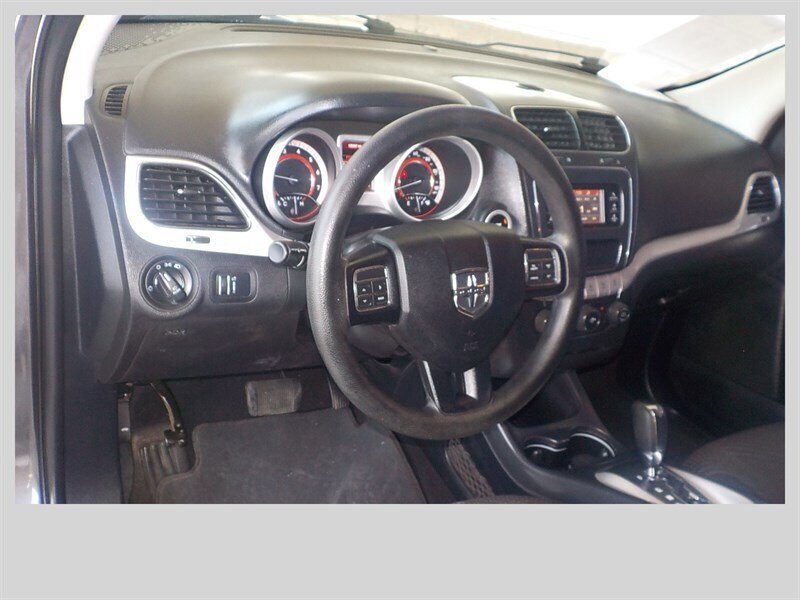 Used 2015 Dodge Journey SXT w/ Flexible Seating Group FWD image 6