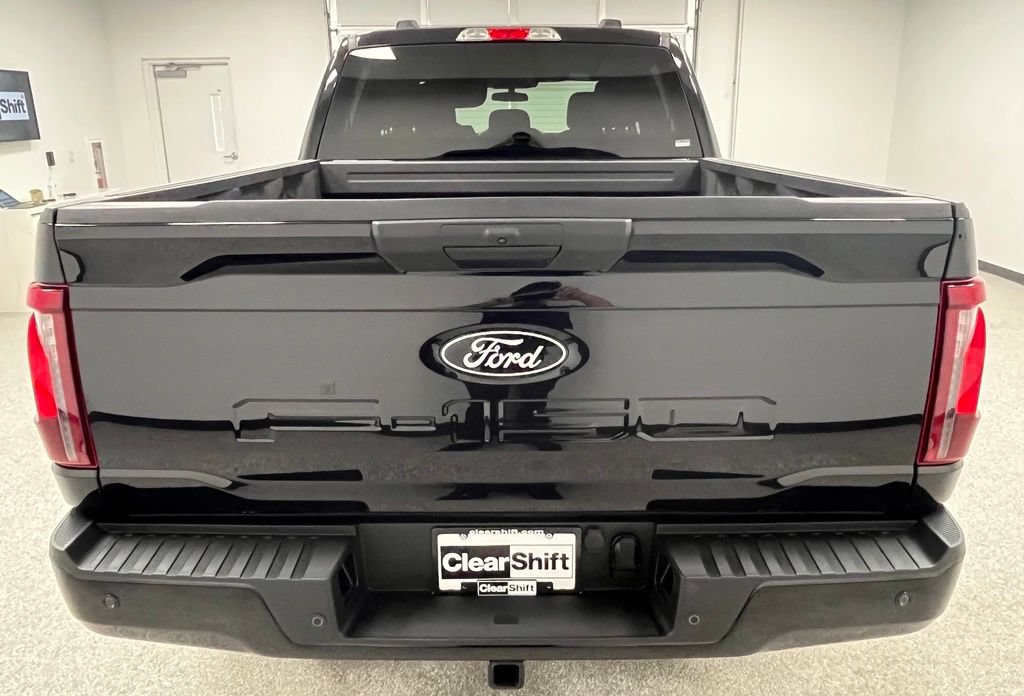 Used 2025 Ford F150 XLT w/ Equipment Group 301A Standard AWD/4WD image 9