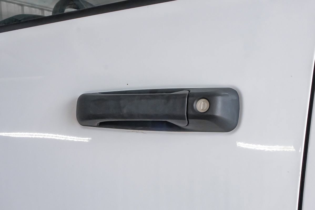 Used 2021 RAM 2500 Tradesman w/ Chrome Appearance Group AWD/4WD image 40