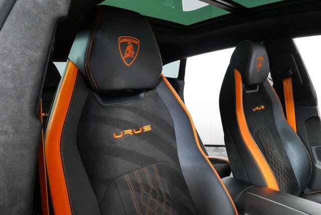 Used 2024 Lamborghini Urus S AWD/4WD image 37