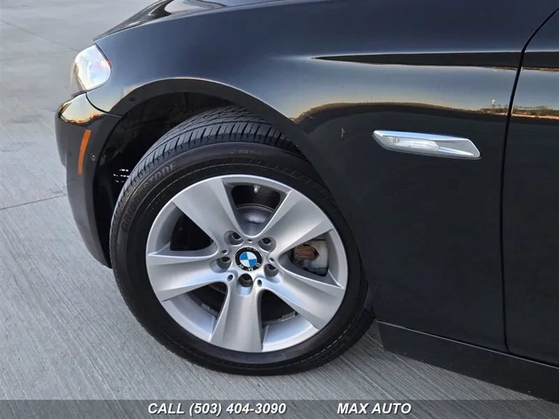 Used 2013 BMW 528i xDrive Sedan AWD/4WD image 35