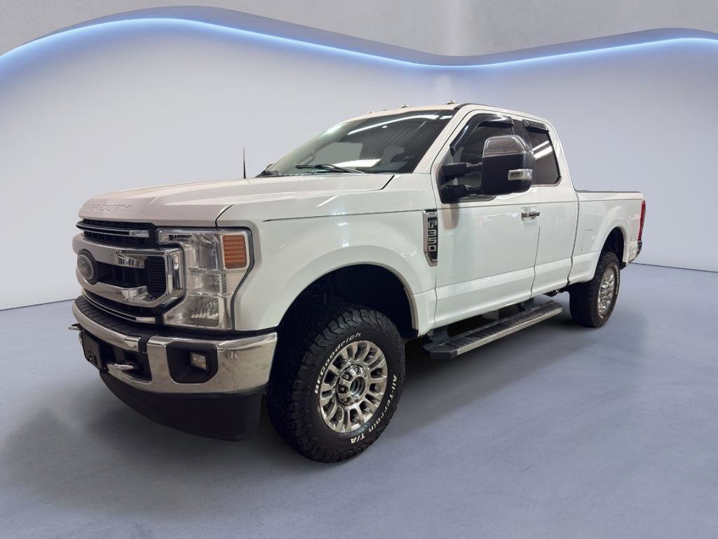 Used 2021 Ford F350 XLT w/ XLT Premium Package image 3