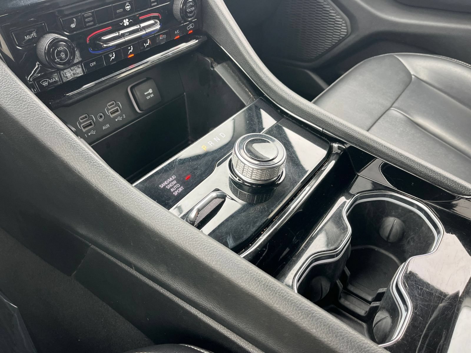 Used 2023 Jeep Grand Cherokee L Limited AWD/4WD image 44