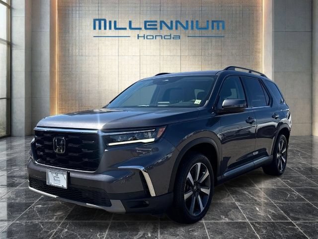Certified 2023 Honda Pilot Touring