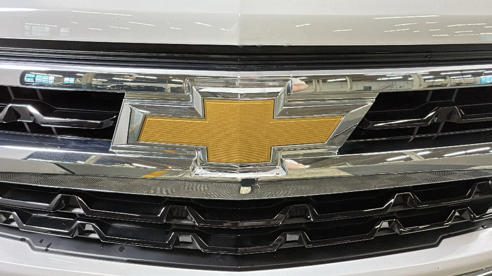Used 2024 Chevrolet Silverado 1500 LT AWD/4WD image 9