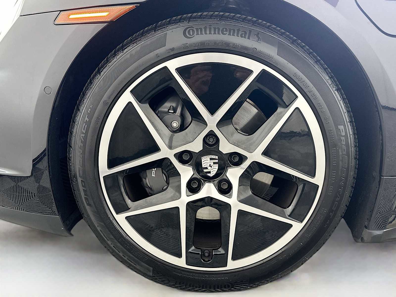 Certified 2025 Porsche Taycan image 31