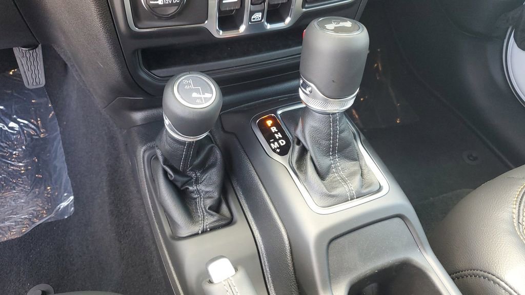 New 2025 Jeep Wrangler Sahara image 23