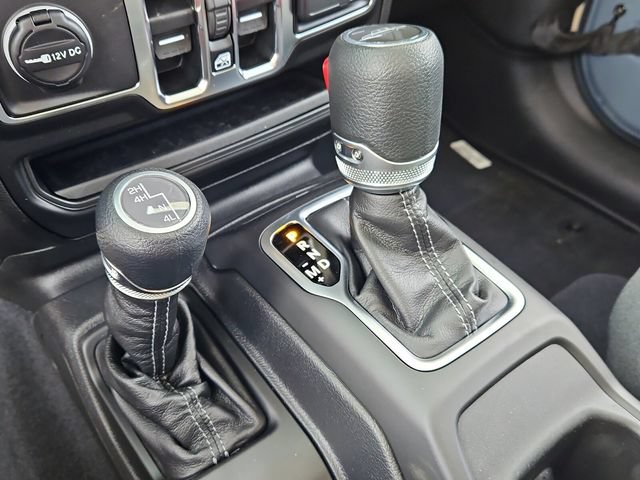 New 2026 Jeep Gladiator Sport AWD/4WD image 16