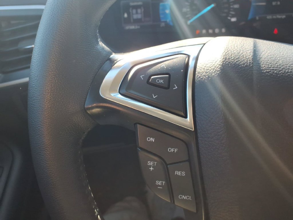 Certified 2024 Ford Edge SEL w/ Convenience Package AWD/4WD image 15