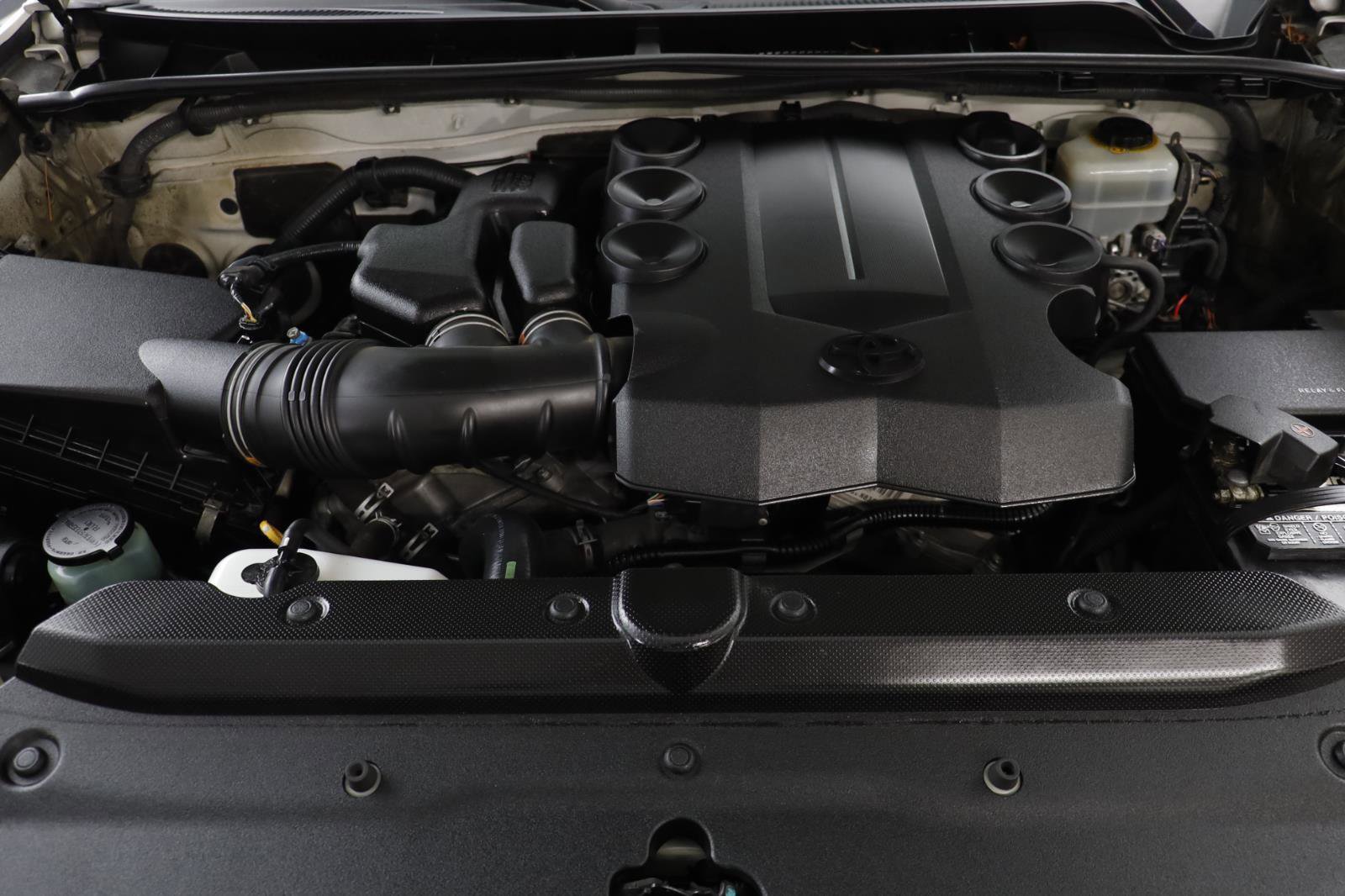 Used 2014 Toyota 4Runner Limited image 24