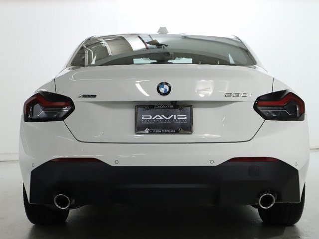 Used 2025 BMW 230i xDrive Coupe w/ Convenience Package AWD/4WD image 42