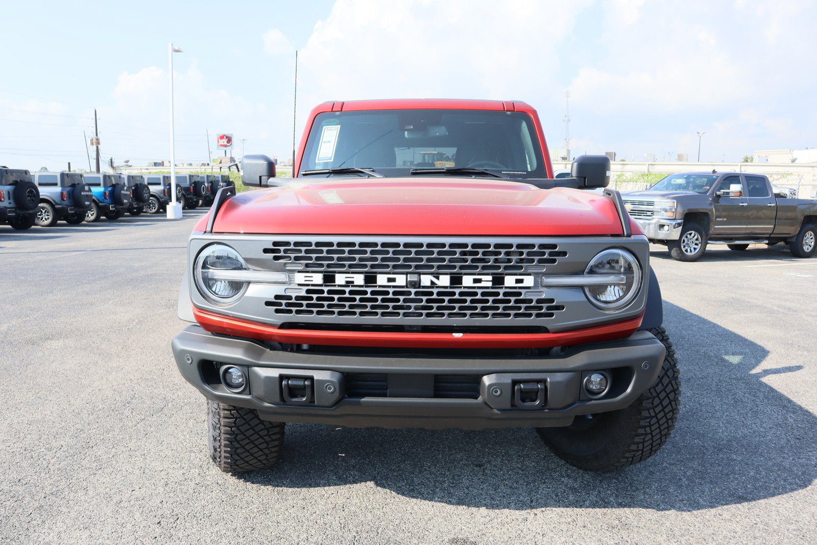 New 2023 Ford Bronco Badlands w/ Sasquatch Package AWD/4WD image 7