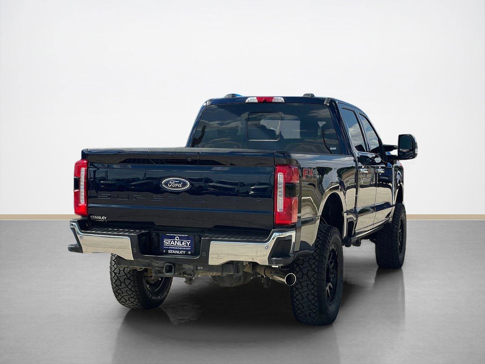 Used 2025 Ford F250 Lariat w/ Chrome Package image 7