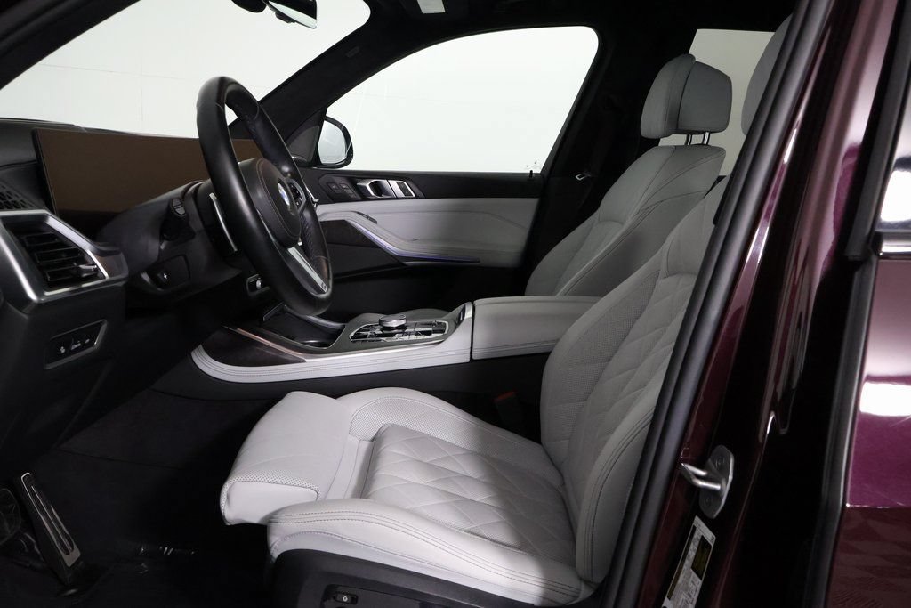 Used 2024 BMW X7 xDrive40i w/ Executive Package AWD/4WD image 10