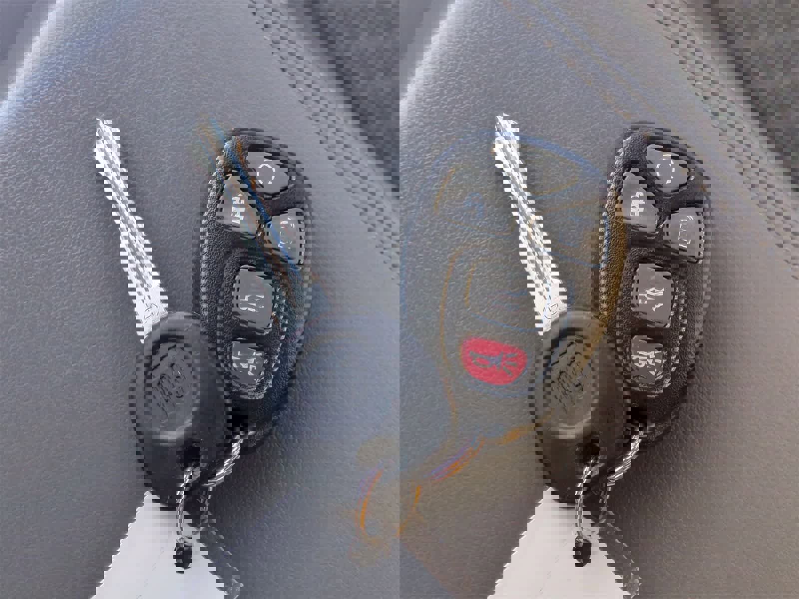 Used 2010 Chevrolet Traverse LT w/ Personal Connectivity Package image 35