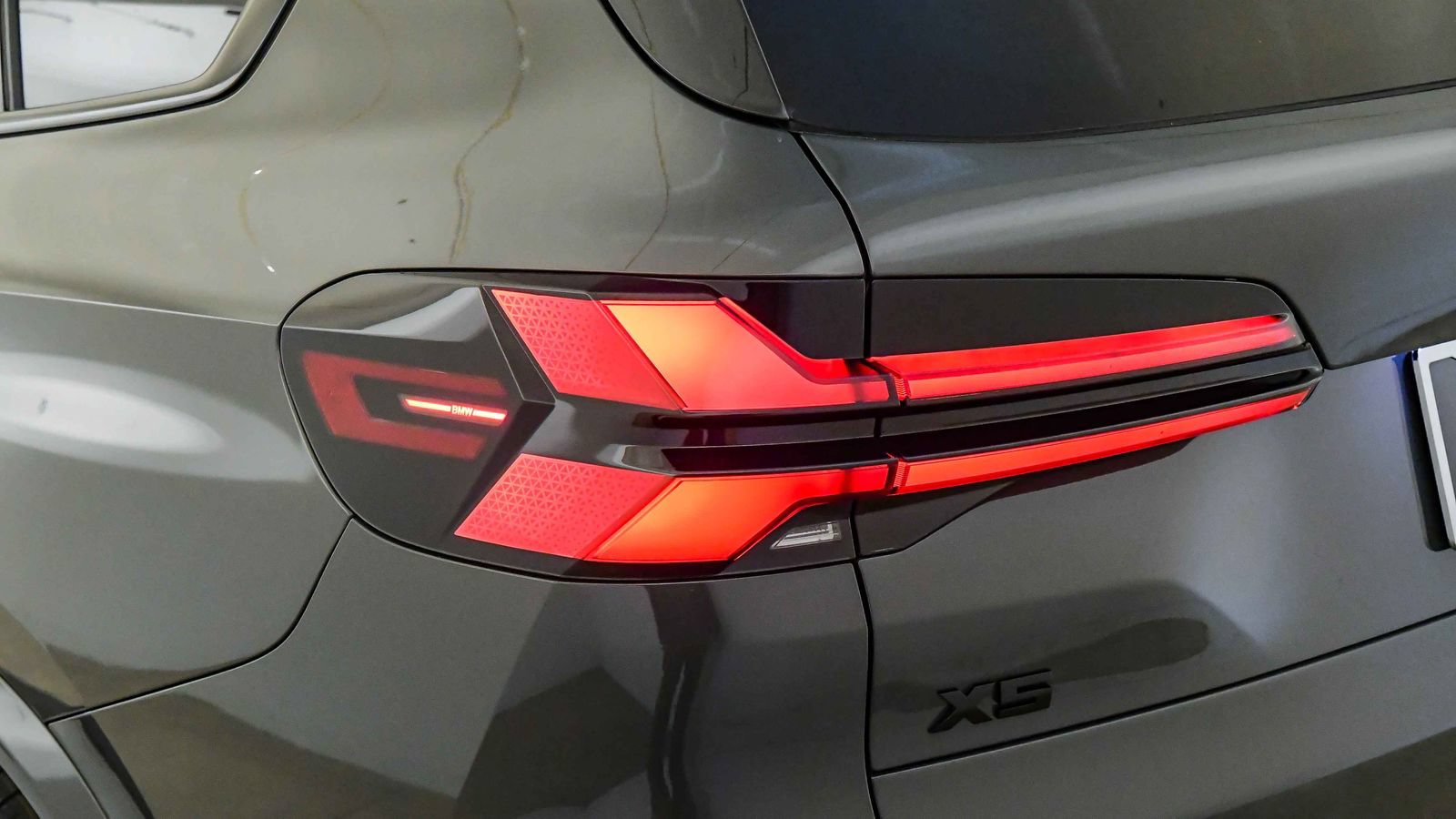 New 2026 BMW X5 M60i AWD/4WD image 13