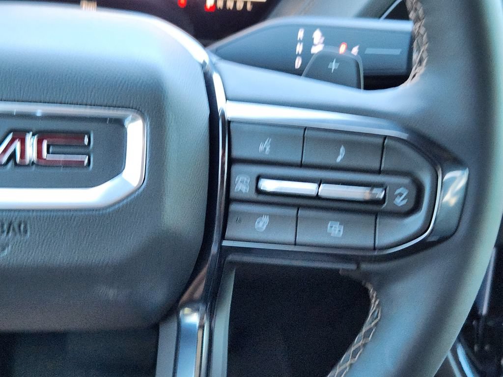 New 2026 GMC Yukon XL AT4 w/ AT4 Premium Package AWD/4WD image 19