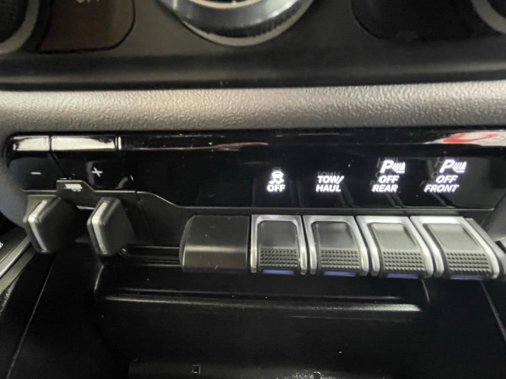 Used 2022 RAM 1500 Big Horn AWD/4WD image 22