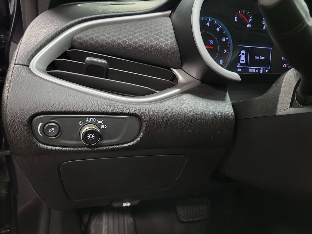 Used 2023 Chevrolet Malibu LT FWD image 21