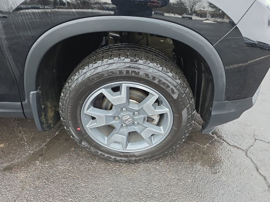 Used 2023 Honda Passport TrailSport image 9