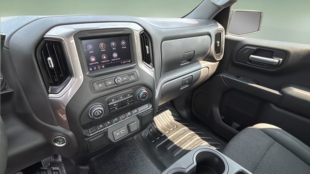 Used 2025 Chevrolet Silverado 1500 W/T RWD image 24