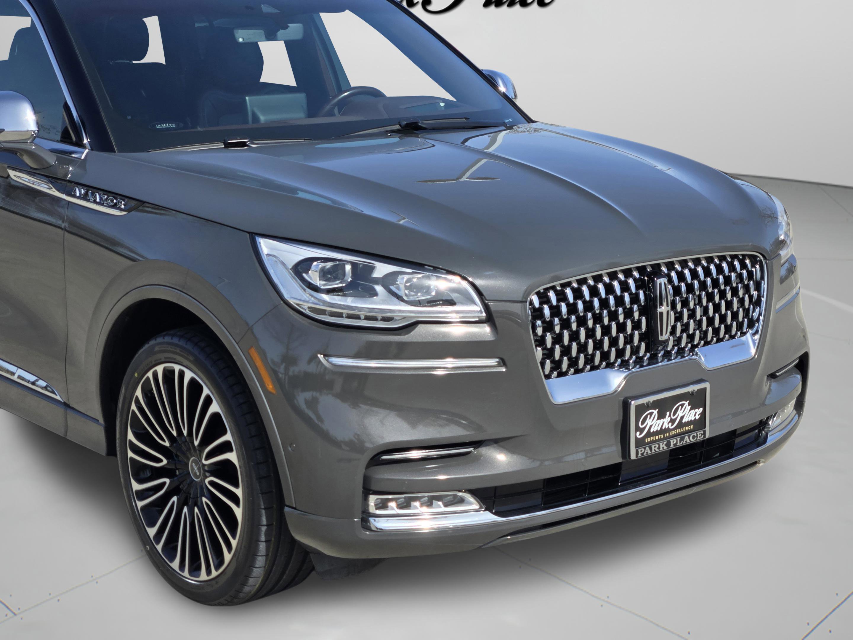 Used 2020 Lincoln Aviator Black Label image 8
