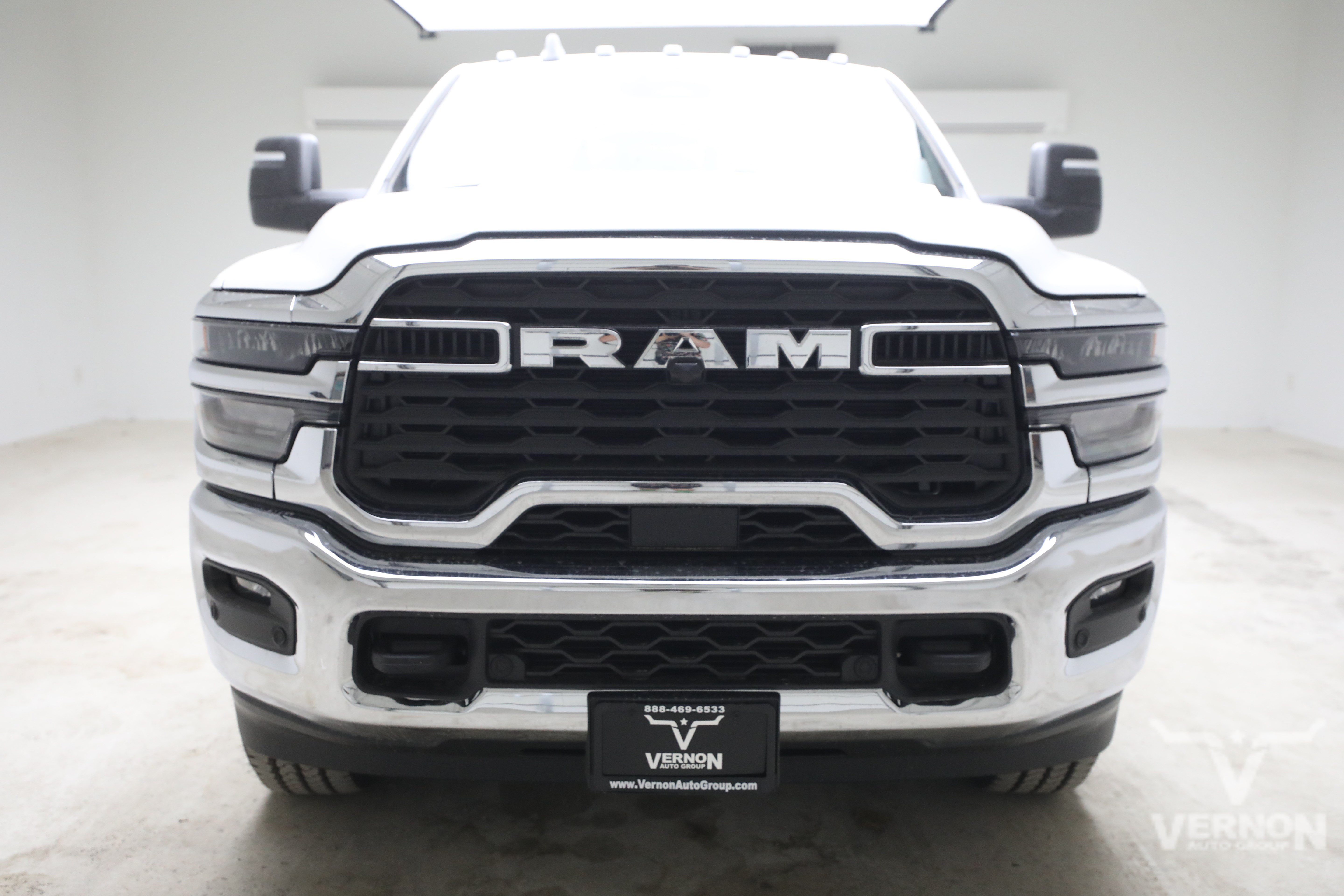 New 2027 RAM 3500 Tradesman AWD/4WD image 8