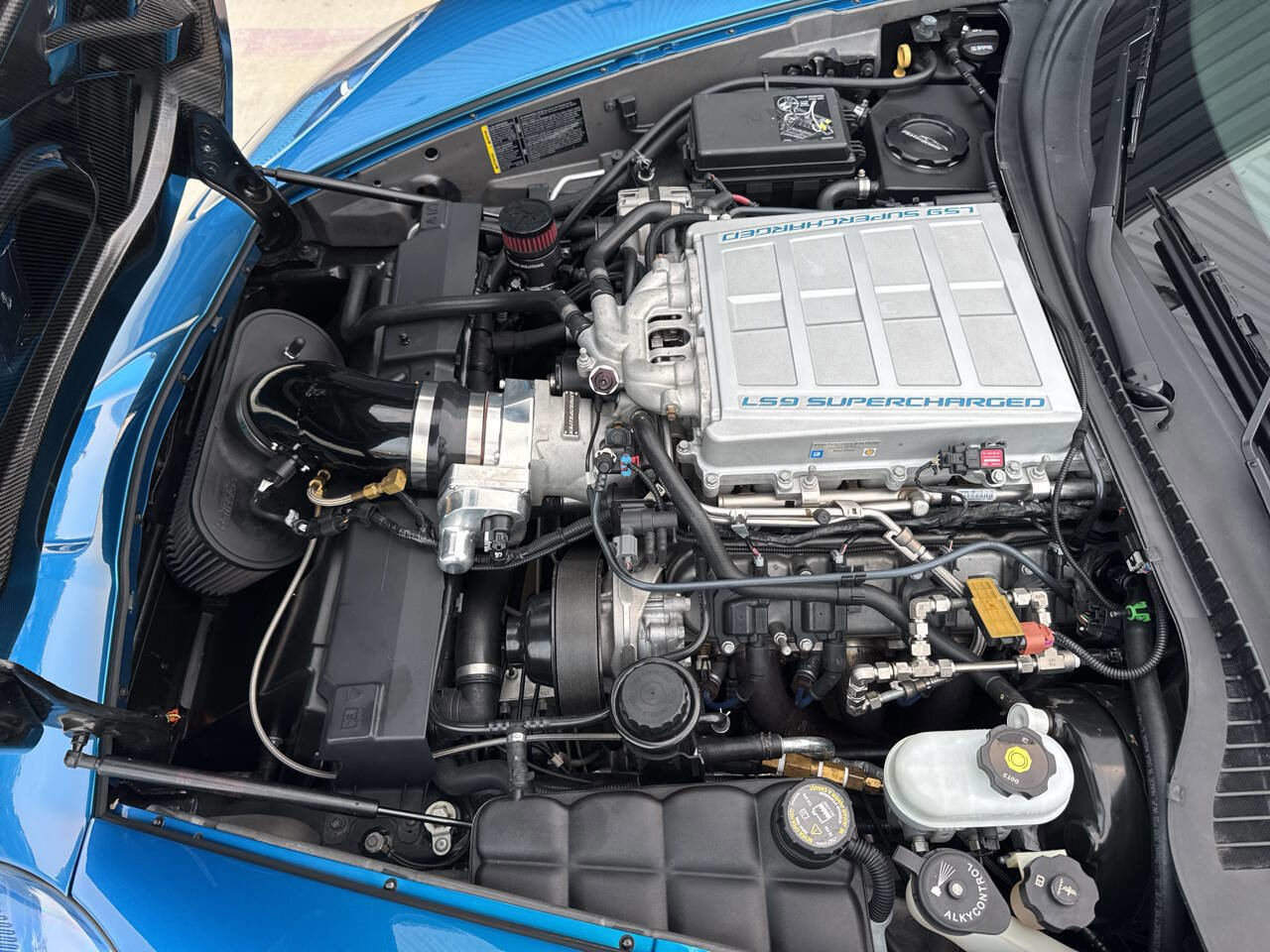 Used 2009 Chevrolet Corvette ZR1 w/ Preferred Equipment Group RWD image 18