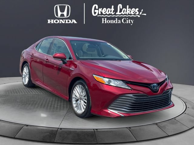 Used 2020 Toyota Camry XLE w/ Sunroof Package FWD image 1