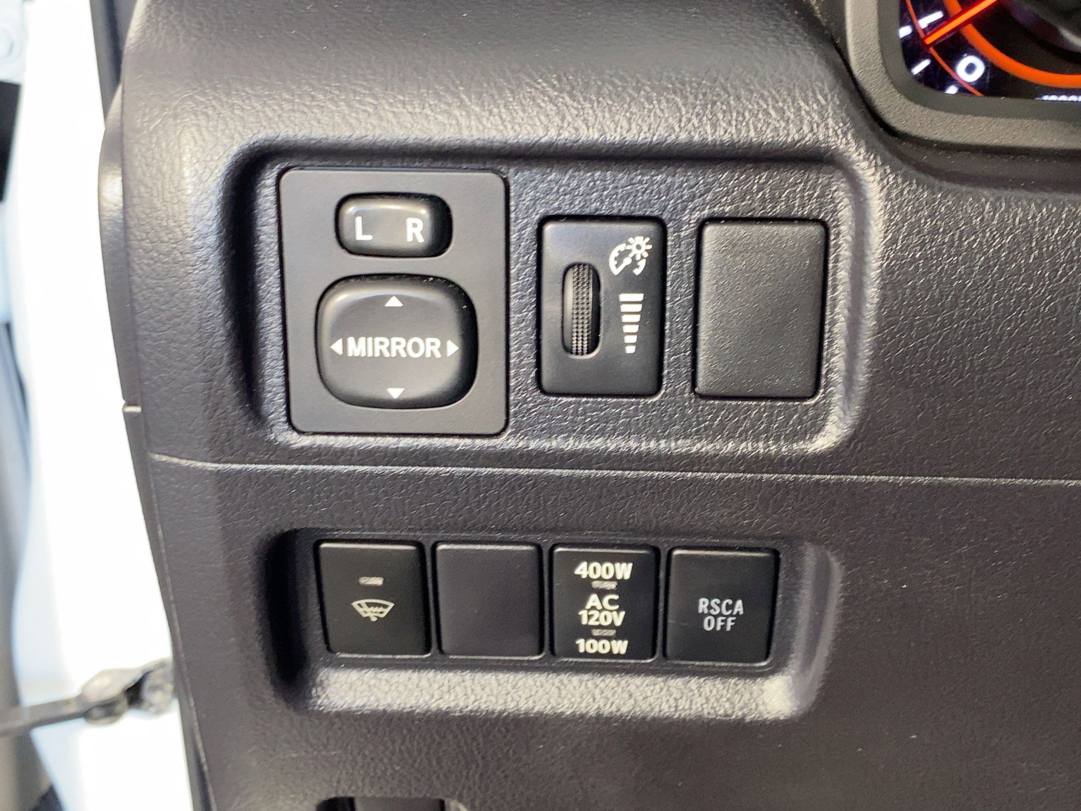 Used 2013 Toyota 4Runner Limited image 15