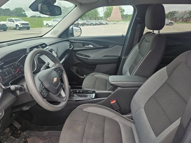 Used 2023 Chevrolet TrailBlazer LT w/ Convenience Package AWD/4WD image 9
