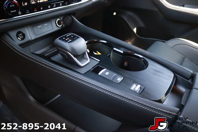 Used 2025 Nissan Rogue Platinum w/ Platinum Premium Package FWD image 22