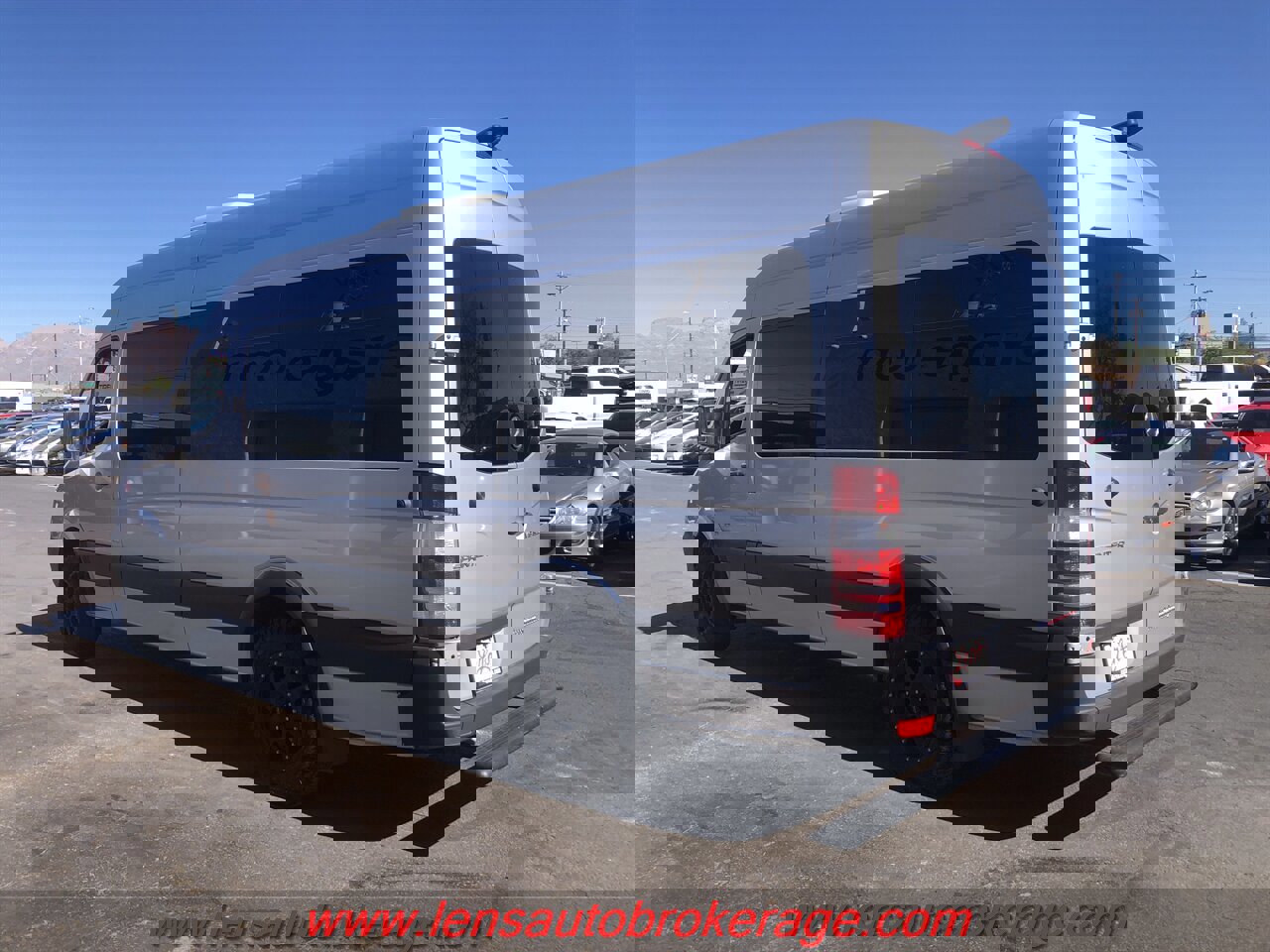 Used 2015 Mercedes-Benz Sprinter 2500 image 6