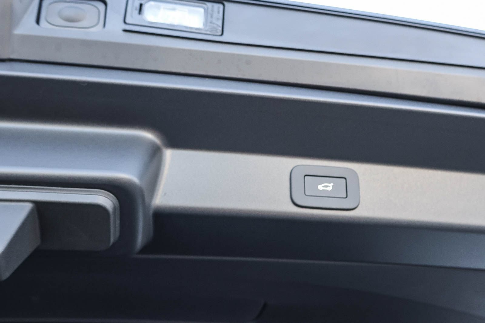 New 2026 Land Rover Range Rover Sport SE AWD/4WD image 27