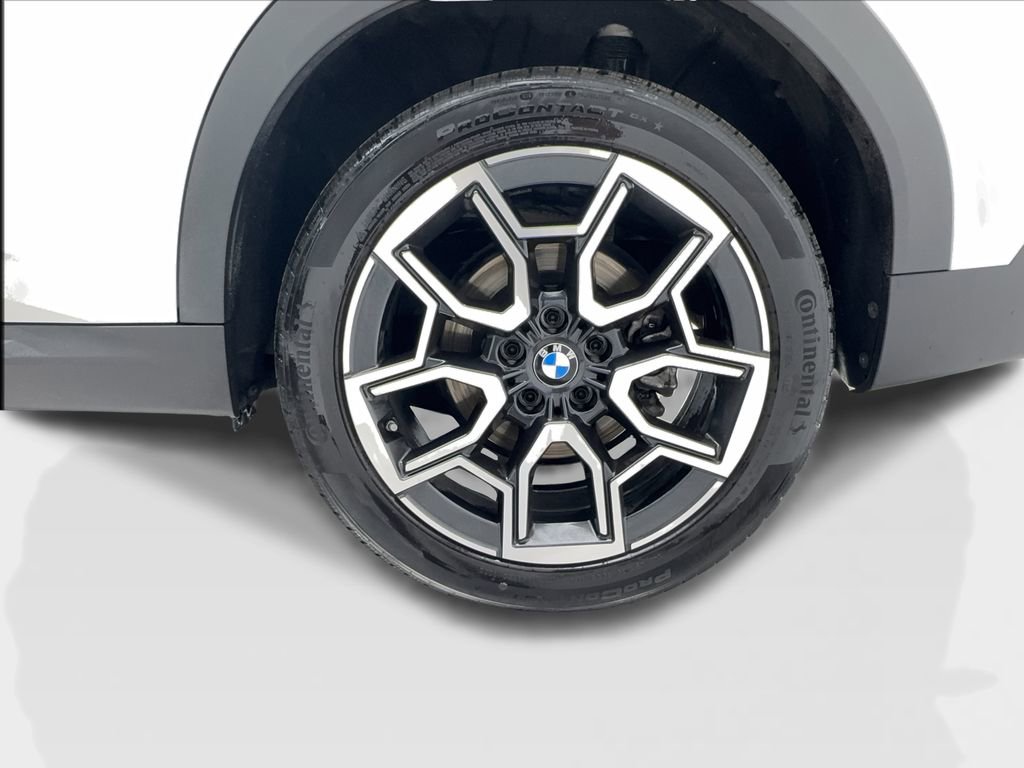 Used 2025 BMW X2 xDrive28i image 11