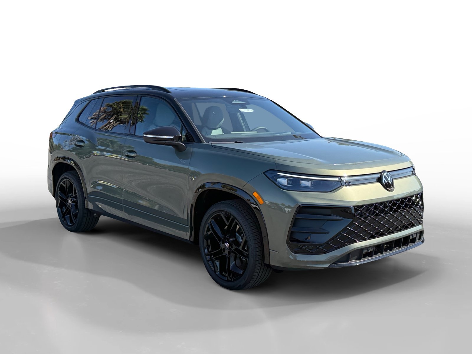New 2026 Volkswagen Tiguan SE R-Line AWD/4WD image 7