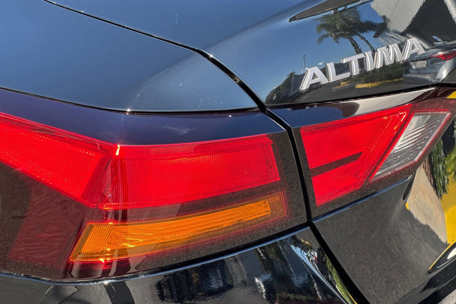 Used 2024 Nissan Altima 2.5 SL image 27